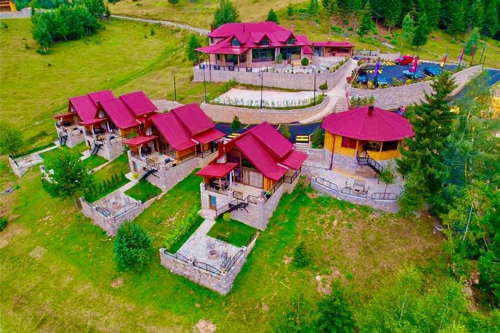 Malesia Eko Resort Peja Kültér fotó
