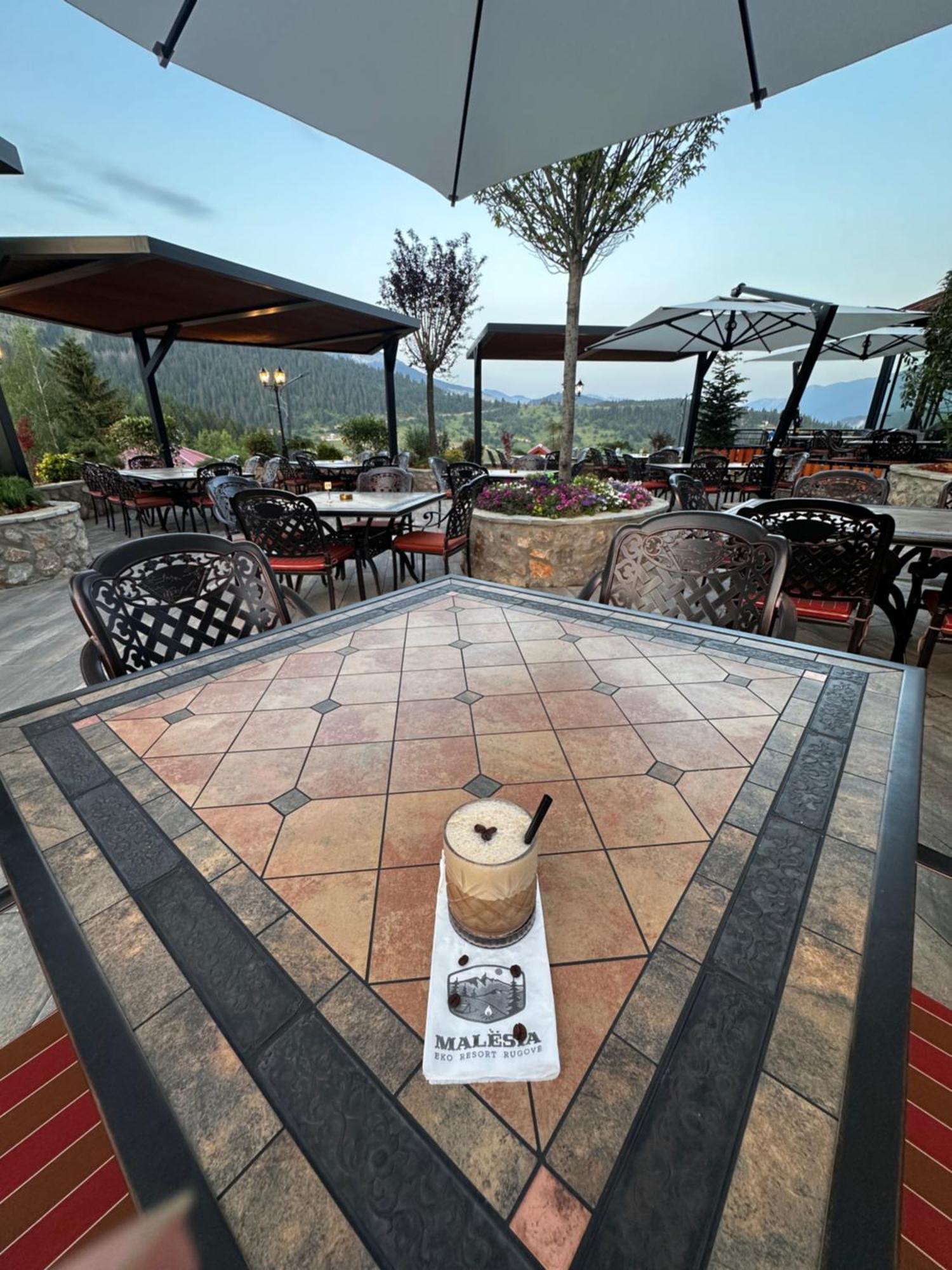 Malesia Eko Resort Peja Kültér fotó