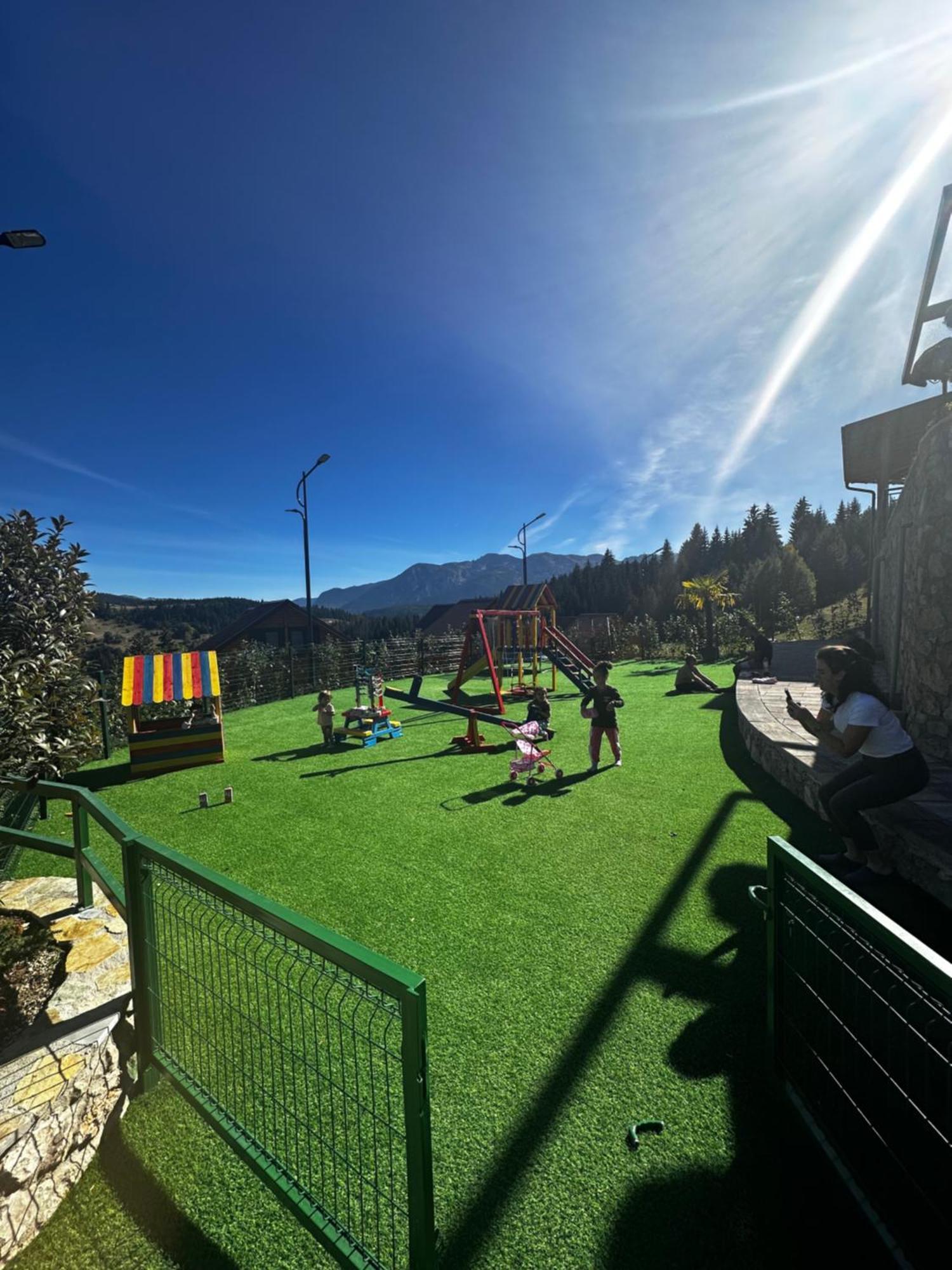 Malesia Eko Resort Peja Kültér fotó