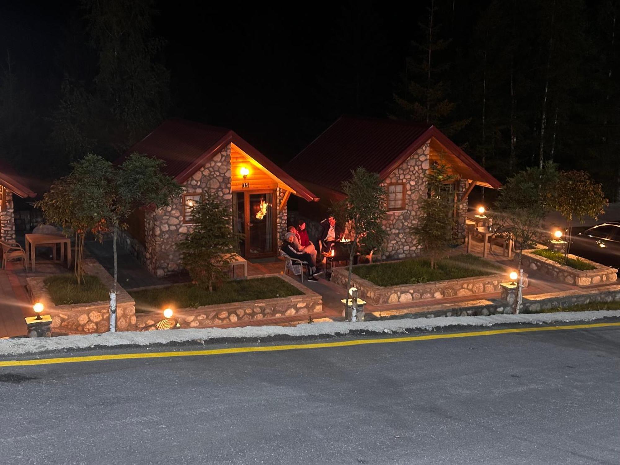 Malesia Eko Resort Peja Kültér fotó